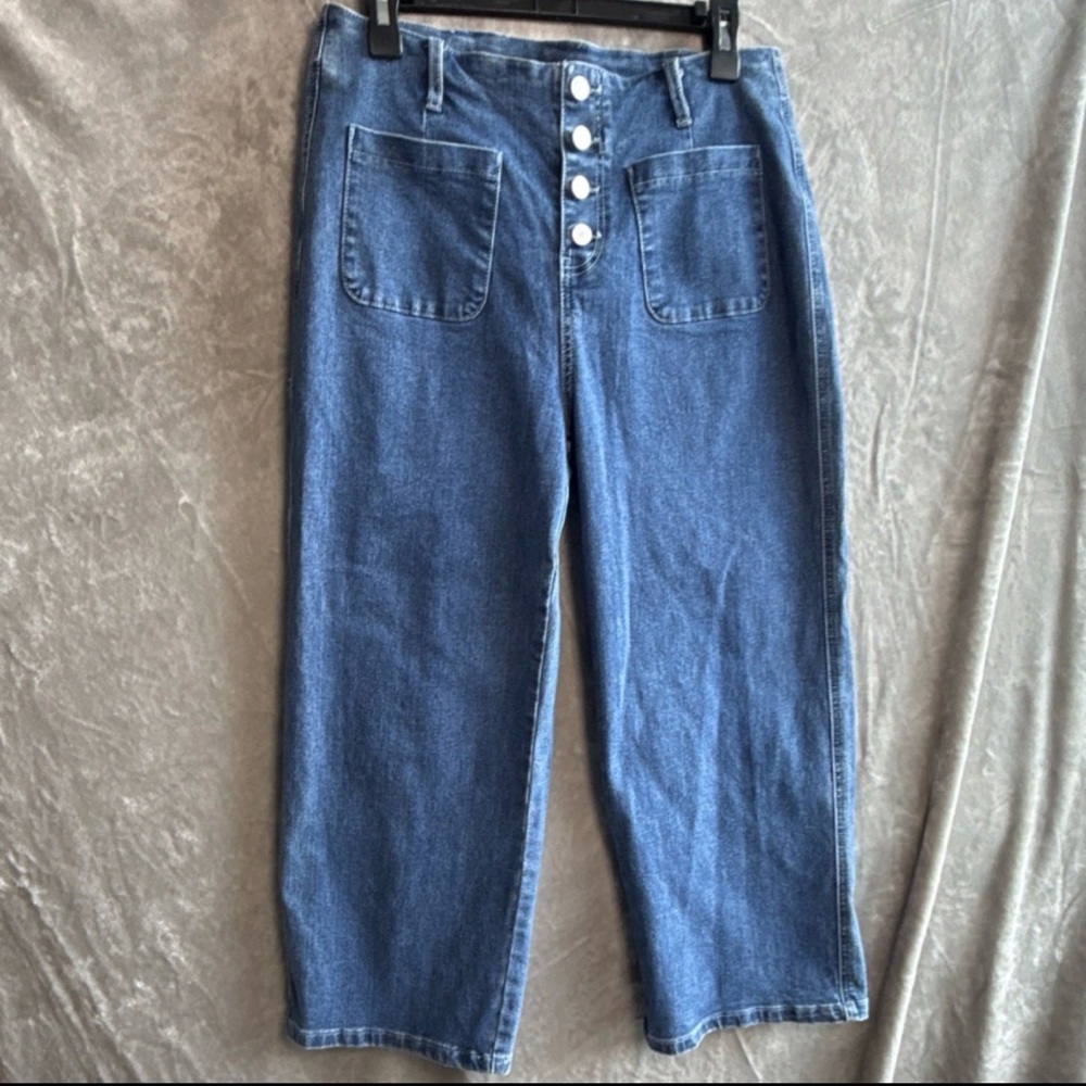 Women's 12 High Rise Straight Leg Denim Jeans Button Front Big pockets  Crop - Picture 2 of 8